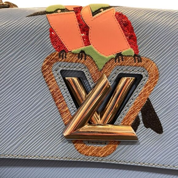 Louis Vuitton Limited Edition EPI Early Bird Twist Lock Crossbody - Picture 4 of 12